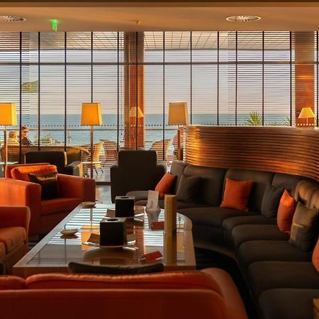 Algarve Casino Hotel Portimao Luaran gambar The lounge at the airport