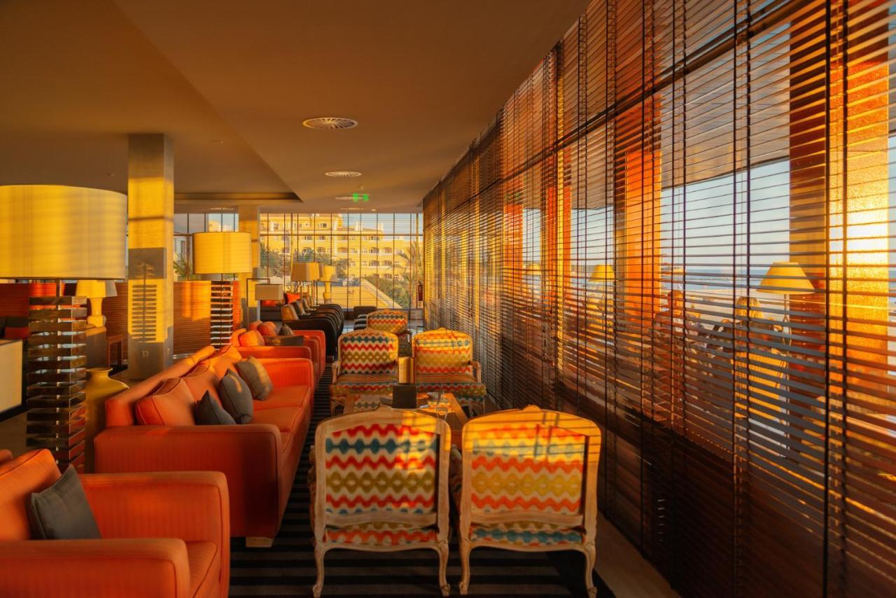 Algarve Casino Hotel Portimao Luaran gambar The interior of the hotel