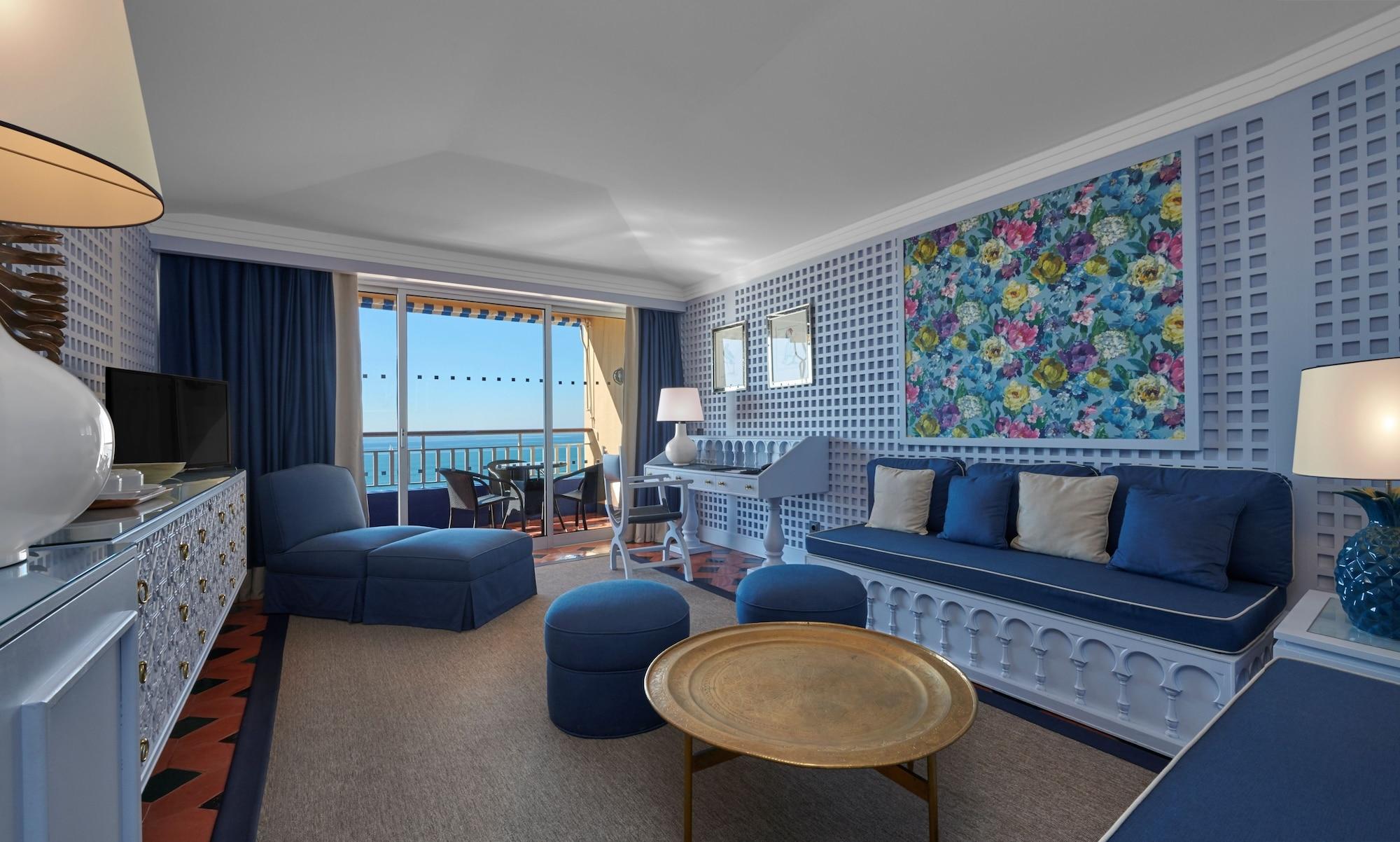 Algarve Casino Hotel Portimao Luaran gambar A living room at the Atlantis Paradise Island