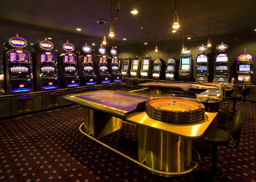 Algarve Casino Hotel Portimao Luaran gambar Casino Slots